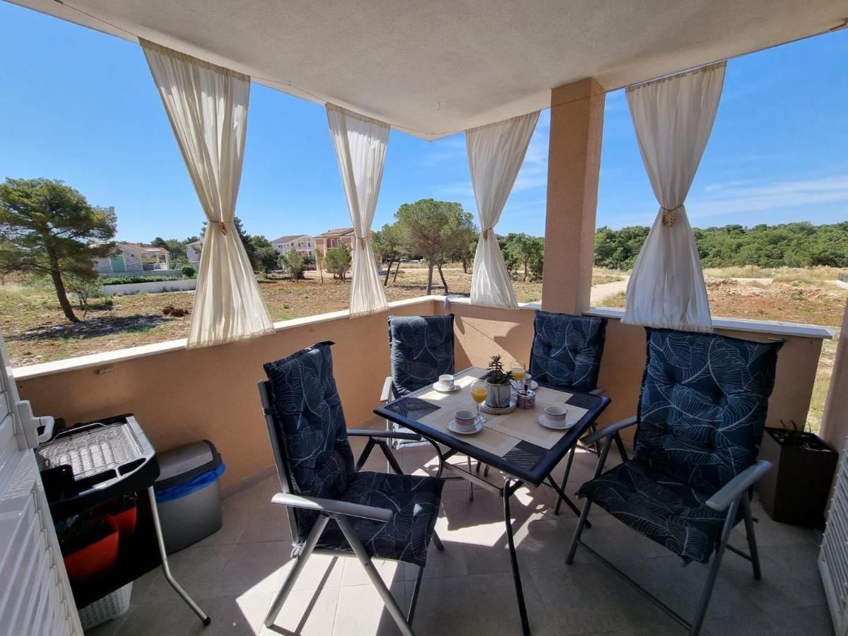 Apartman Marija Biograd Na Moru Exterior photo