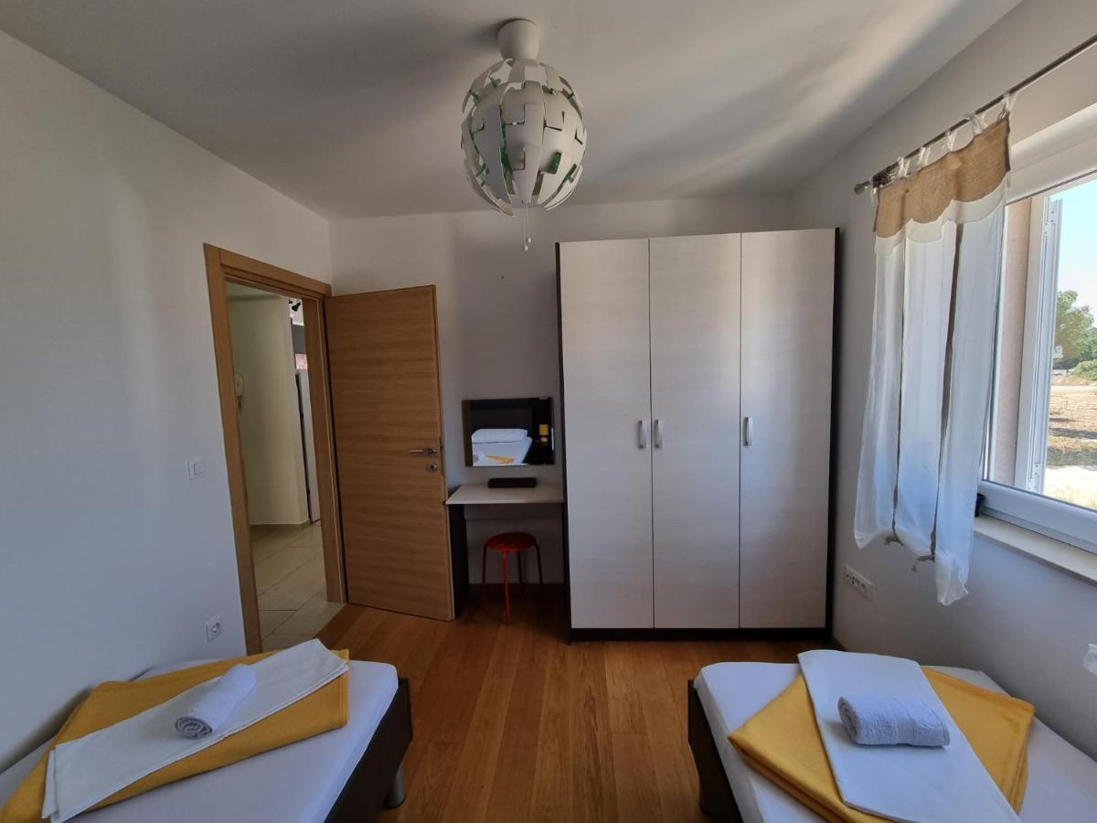 Apartman Marija Biograd Na Moru Exterior photo
