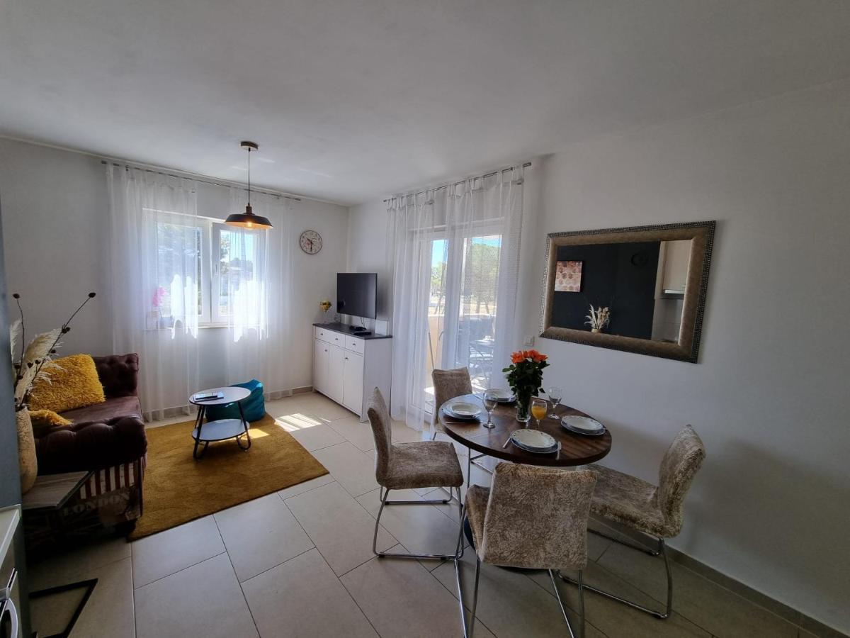 Apartman Marija Biograd Na Moru Exterior photo